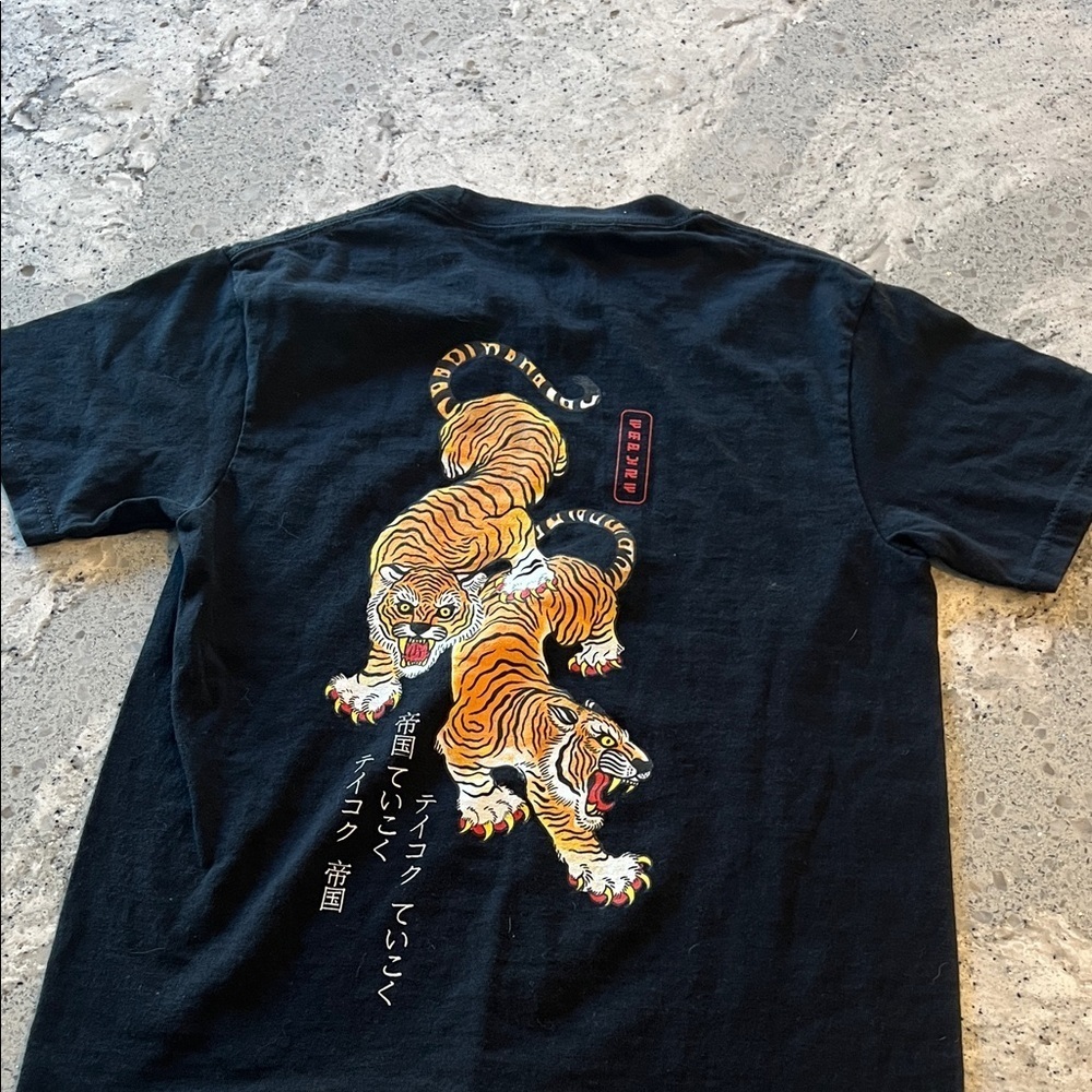 Empyre Black Tiger Graphic Women's Tee